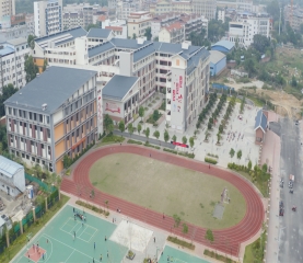 百色市右江区迎龙第三小学